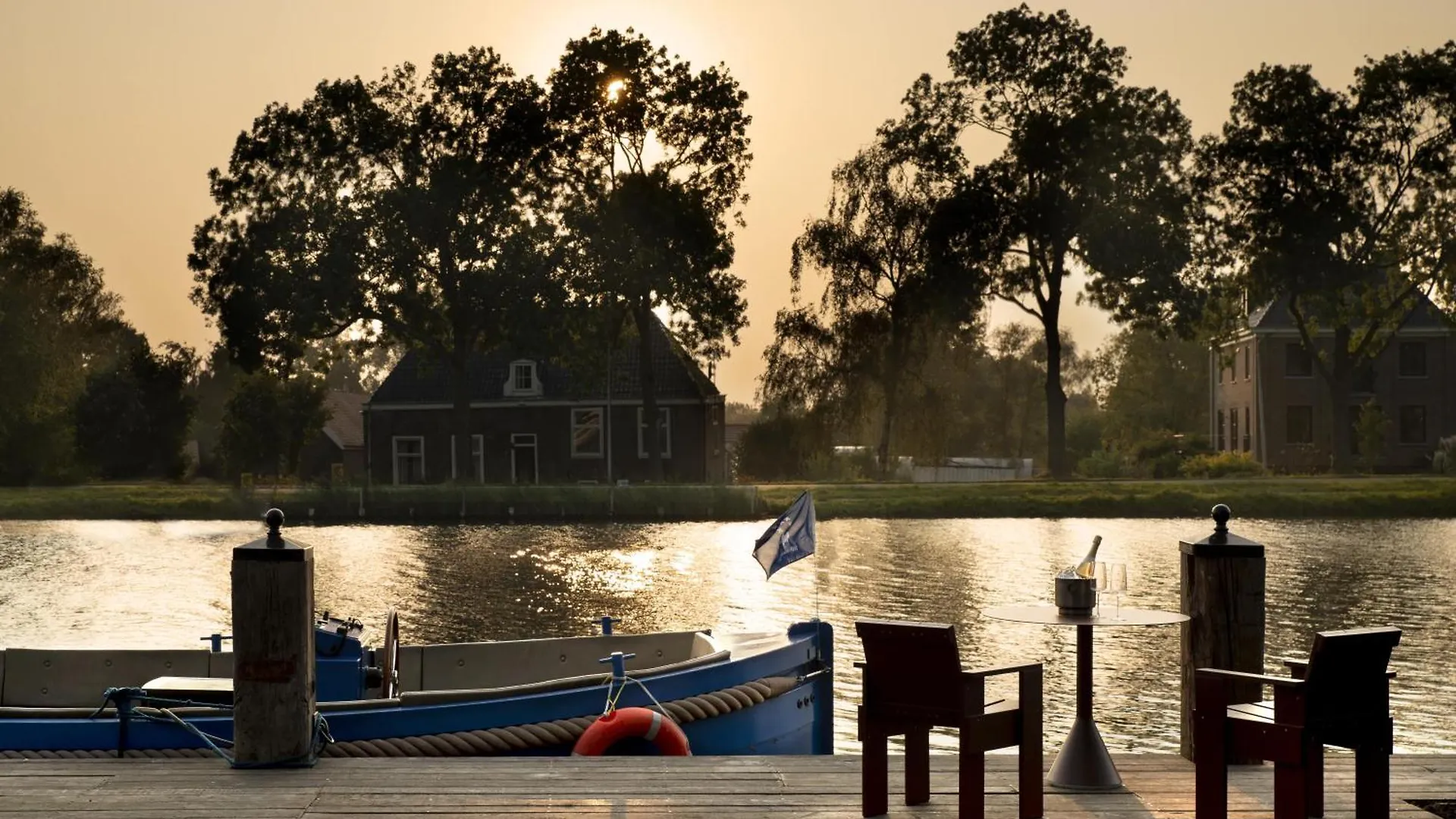 Over-Amstel Boerderij Ouderkerk aan de Amstel 0*,  Nederland